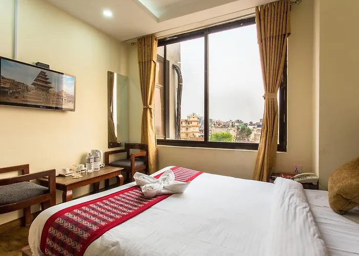 Hotel Kathmandu Inn 3* Катманду
