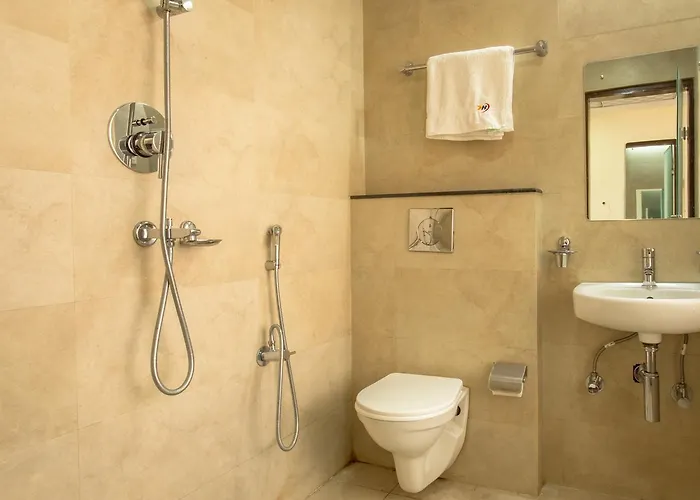 Hotel Kathmandu Inn 3* Катманду